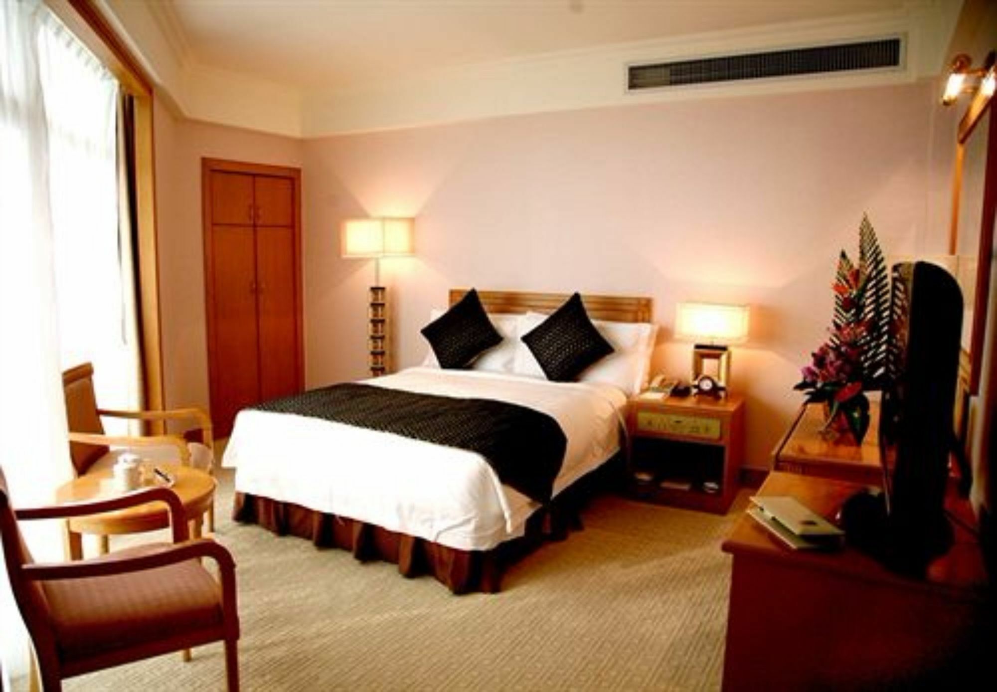 Langfang International Hotel Bagian luar foto